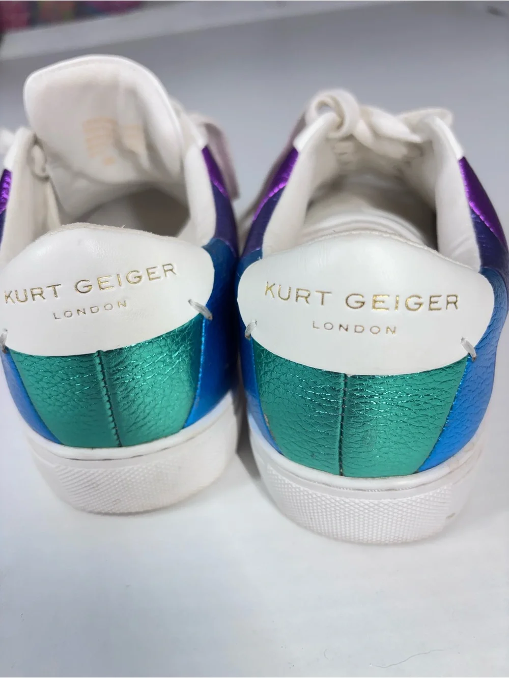 Kurt Geiger Metallic Rainbow Sneakers White Leather Iridescent Fun Leather 8.5